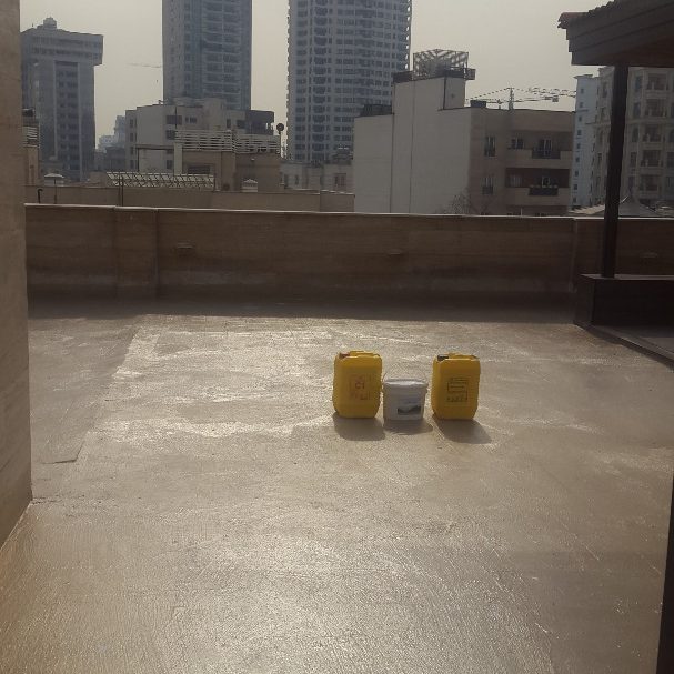 پشت بام ساختمان